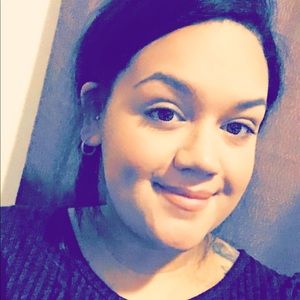 Meet your Posher, Fransheska